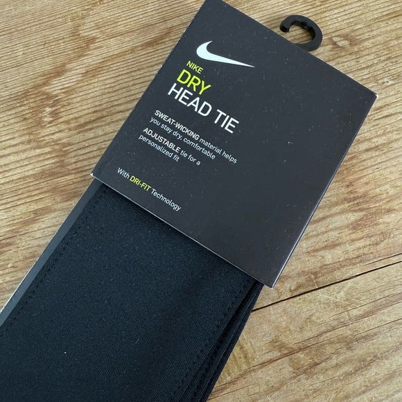 NEW Nike Black Dri-Fit Head Tie - Picture 4 of 4